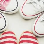Quelles chaussures homme et femme emporter pour les vacances d’été ?